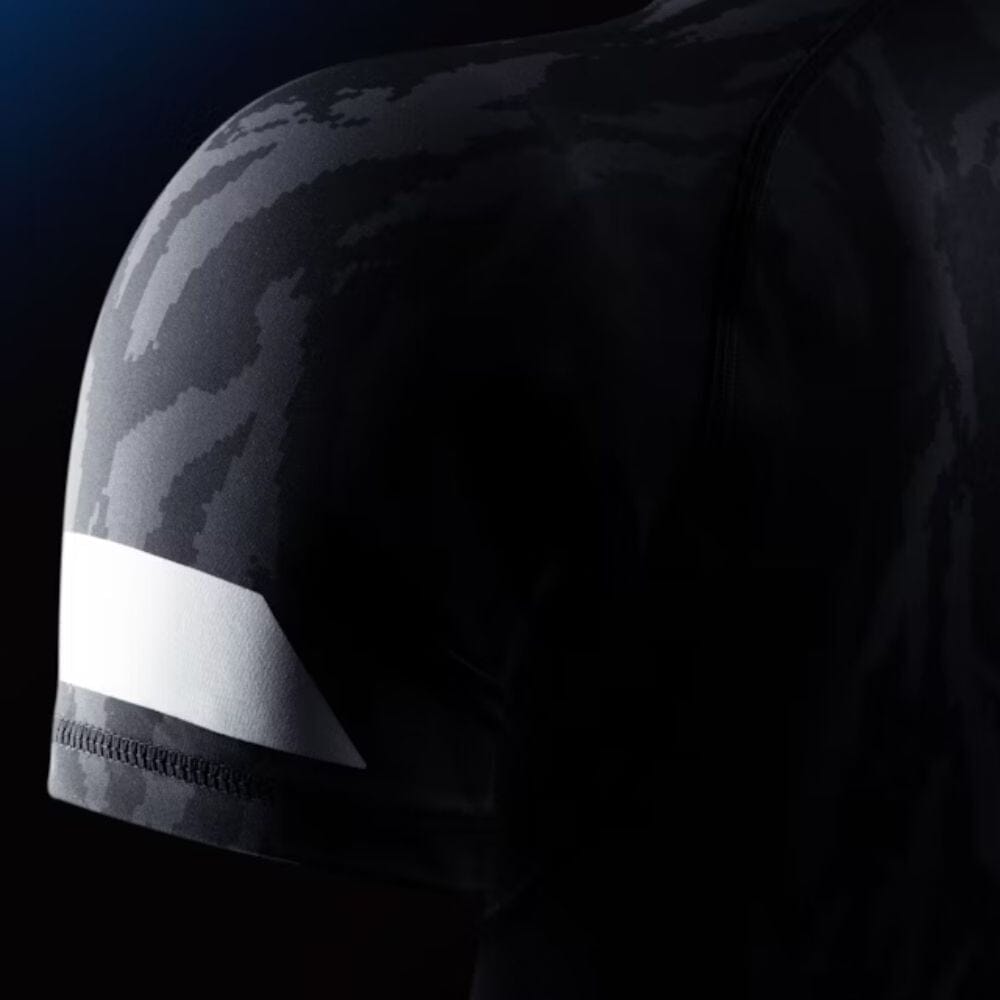 Hayabusa Womens Apex Short Sleeve Rashguard Carbon Black Rashguards Hayabusa